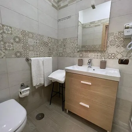 In Piazzetta 3* نابولي