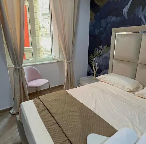 In Piazzetta Frühstückspension Neapel