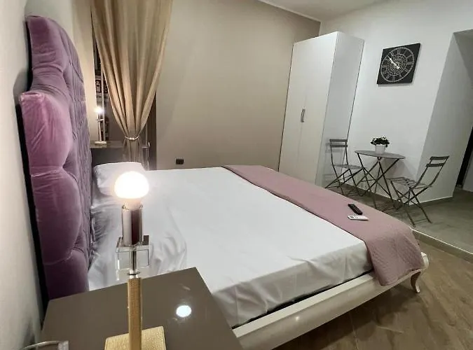 In Piazzetta Frühstückspension Neapel