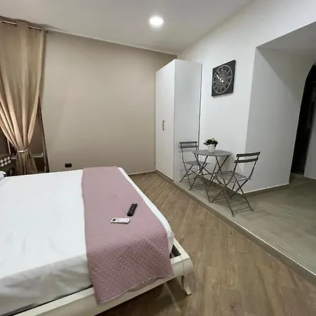 In Piazzetta 3* 나폴리